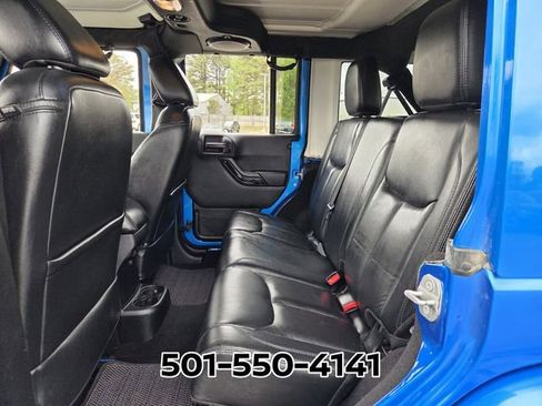 Used 2014 Jeep Wrangler Unlimited Sahara image 12