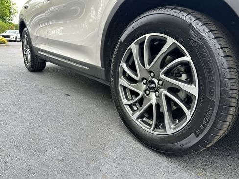 Certified 2020 Lincoln Corsair AWD w/ Equipment Group 101A image 11