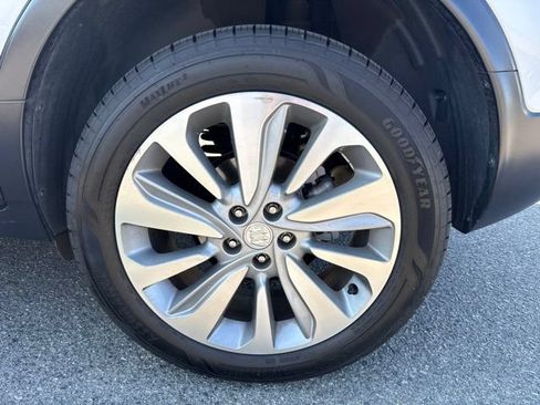 Used 2018 Buick Encore Preferred FWD image 19