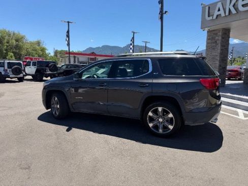 Used 2018 GMC Acadia SLT AWD/4WD image 10