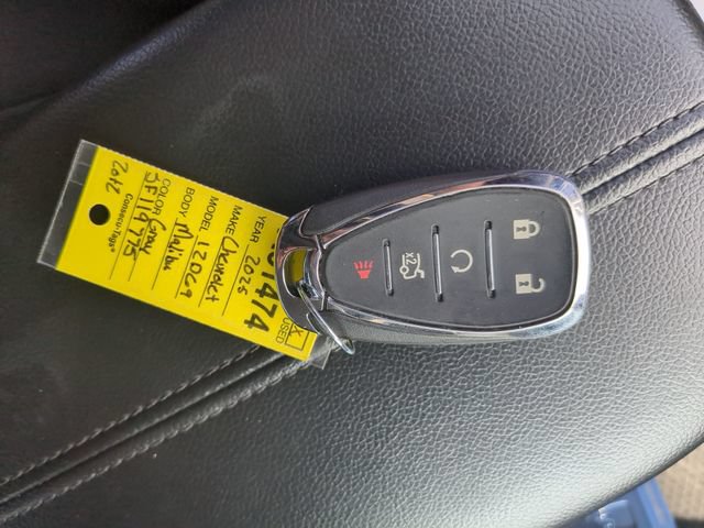 Used 2025 Chevrolet Malibu LT FWD image 33
