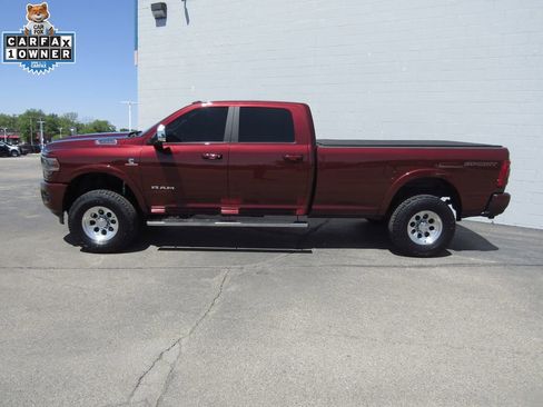 Used 2022 RAM 3500 Laramie AWD/4WD image 2