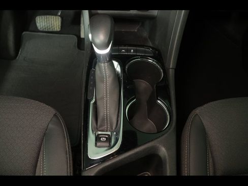 Used 2022 Buick Encore GX Preferred w/ Cold Weather Comfort Package image 24