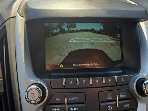 Used 2012 Chevrolet Equinox LT w/ Driver Convenience Package image 16