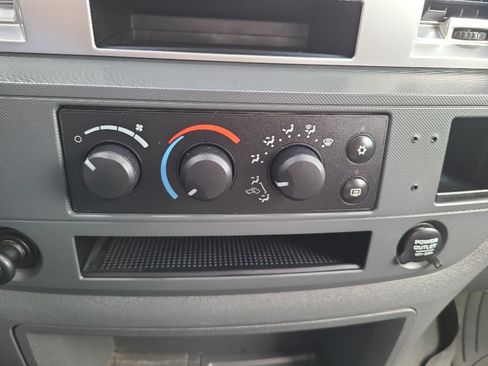 Used 2007 Dodge Ram 2500 Truck SLT w/ Light Group AWD/4WD image 20