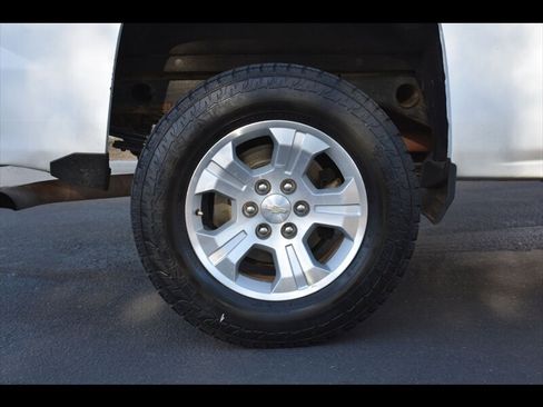 Used 2017 Chevrolet Silverado 1500 LT w/ True North Edition AWD/4WD image 37