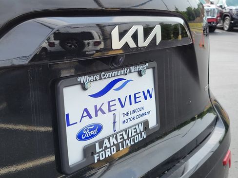 Used 2023 Kia Niro EX Touring FWD image 34