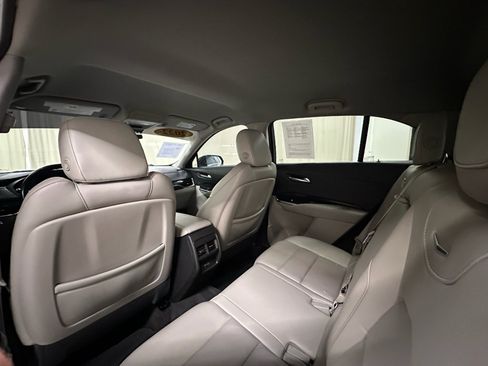 Used 2022 Cadillac XT4 Premium Luxury w/ Safety Alert Package AWD/4WD image 12