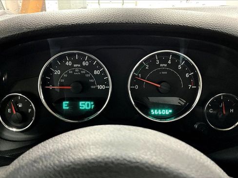 Used 2017 Jeep Wrangler Sport image 12