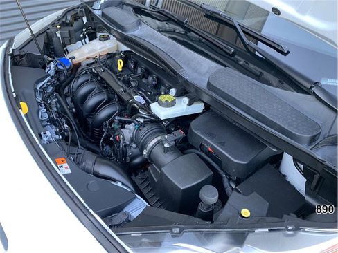 Used 2016 Ford Transit Connect XLT image 11