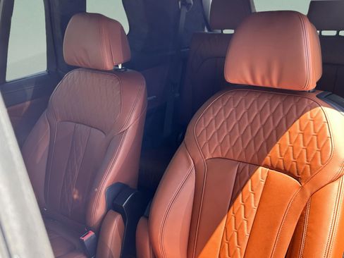 New 2026 BMW ALPINA XB7 AWD/4WD image 28