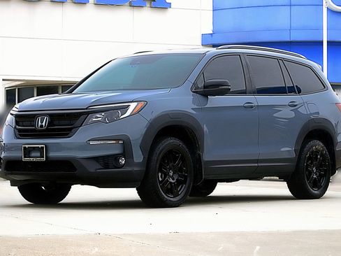 Used 2022 Honda Pilot TrailSport image 1