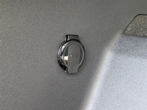 Certified 2025 Volkswagen Tiguan S image 14