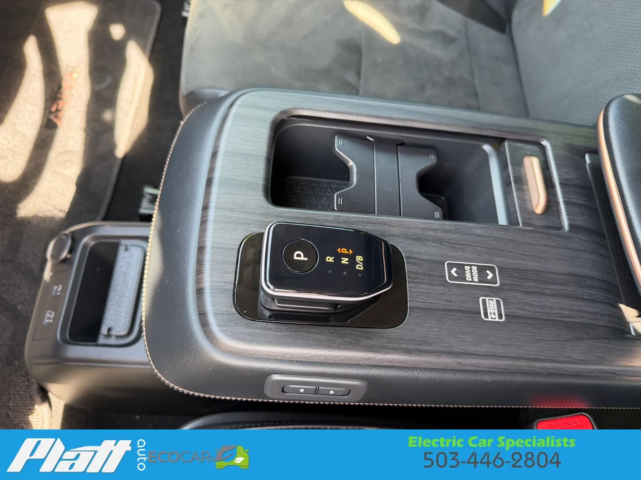 Used 2024 Nissan Ariya AWD image 23