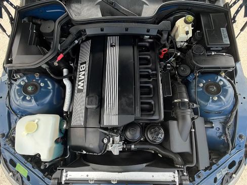 Used 2000 BMW Z3 2.5i RWD image 30