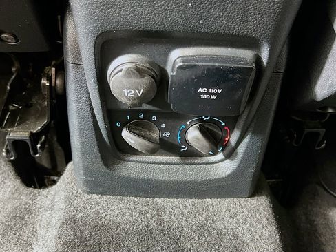 Used 2021 Ford Transit Connect XL FWD image 23