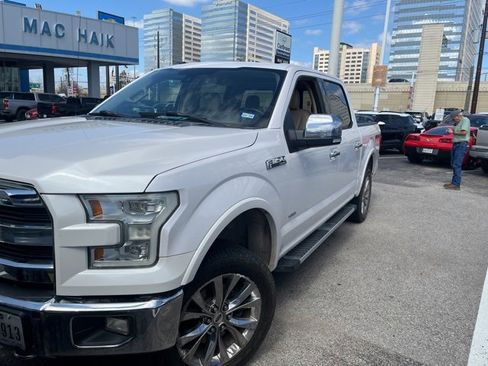 Used 2016 Ford F150 Lariat w/ Equipment Group 502A Luxury image 3