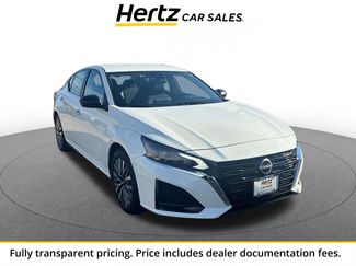 Used 2025 Nissan Altima 2.5 SV FWD video 1