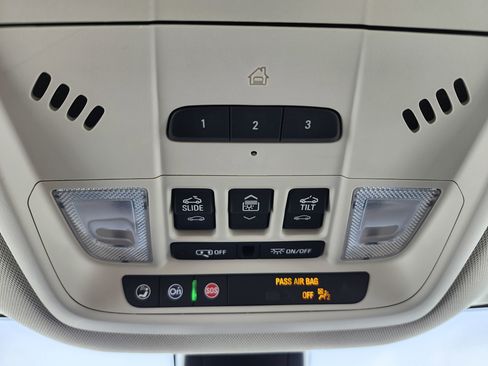 Used 2023 Buick Enclave Essence w/ Experience Buick Package AWD/4WD image 21