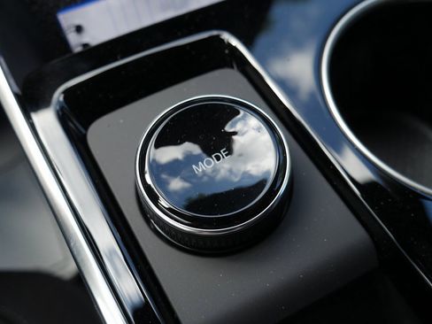 New 2026 Chevrolet Equinox LT image 18