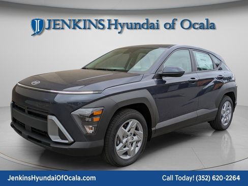 New 2026 Hyundai Kona SE image 9