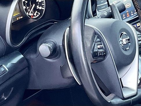 Used 2022 Nissan Maxima SR w/ Sport Mat Group image 10