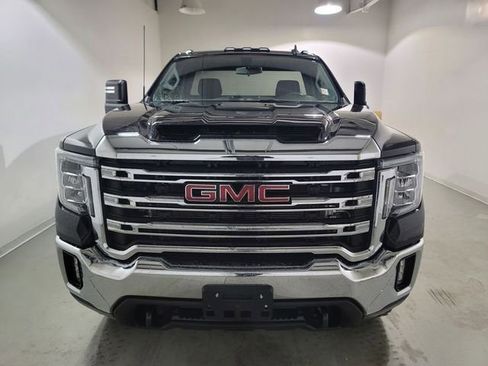 Used 2022 GMC Sierra 3500 SLE w/ SLE Convenience Package image 2