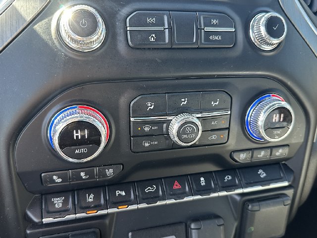 Used 2022 GMC Sierra 2500 Denali w/ Denali Ultimate Package AWD/4WD image 33