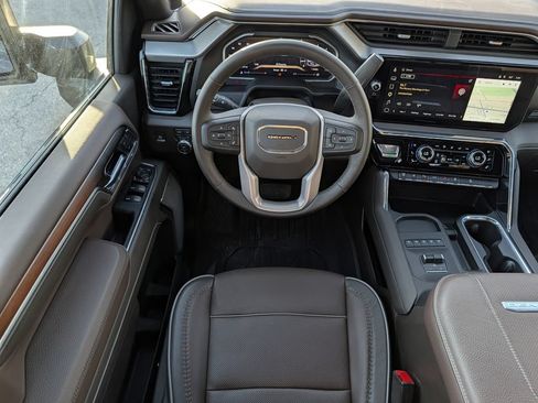Used 2026 GMC Sierra 2500 Denali AWD/4WD image 13