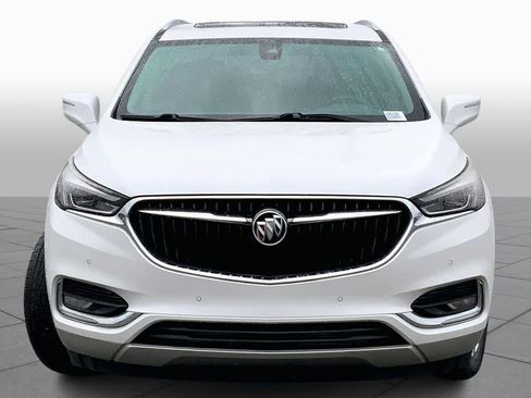Used 2018 Buick Enclave Premium w/ Experience Buick Package image 4
