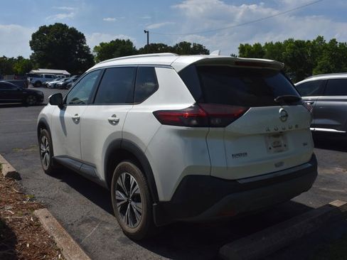 Used 2021 Nissan Rogue SV w/ Premium Package FWD image 6