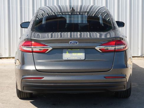 Used 2019 Ford Fusion SE image 43