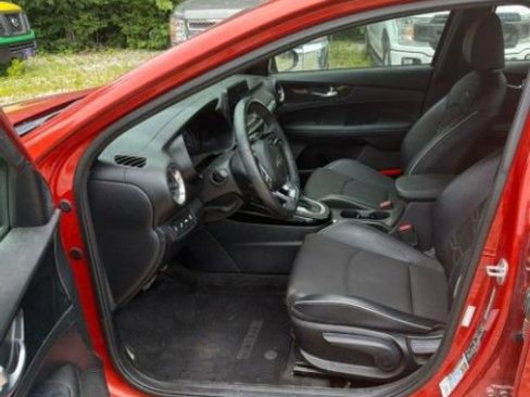 Used 2020 Kia Forte GT-Line FWD image 3