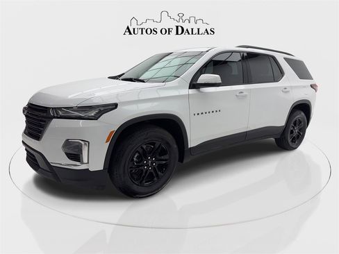 Used 2023 Chevrolet Traverse LS w/ Midnight/Sport Edition image 5
