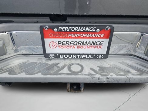 Used 2006 Nissan Frontier SE w/ (P01) Power Pkg AWD/4WD image 25