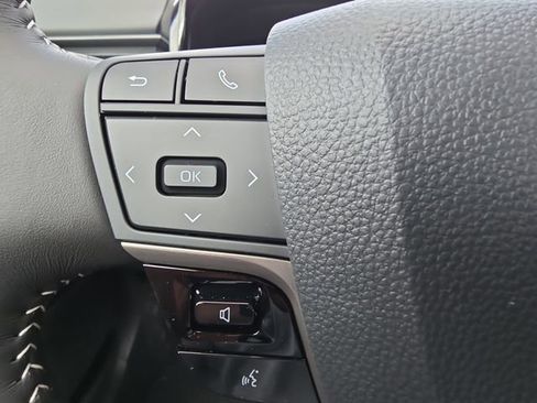 New 2026 Toyota Camry SE image 16