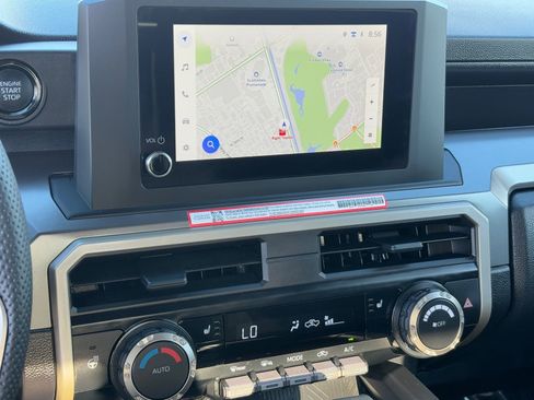 Certified 2025 Toyota Tacoma SR5 image 25