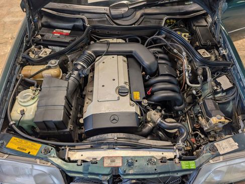 Used 1994 Mercedes-Benz E 320 Coupe image 37