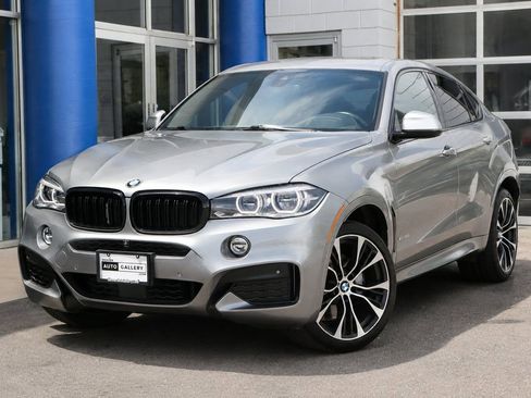 Used 2018 BMW X6 xDrive50i AWD/4WD image 1