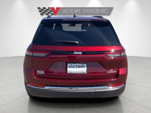 New 2025 Jeep Grand Cherokee Laredo X w/ Trailer Tow Package AWD/4WD image 7