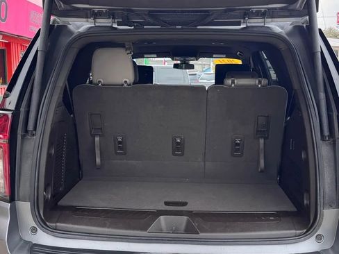 Used 2021 Chevrolet Tahoe LT w/ Rear Media and Nav Package image 7