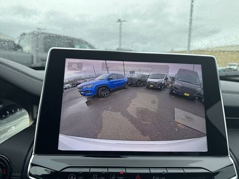 New 2026 Jeep Compass Limited image 31