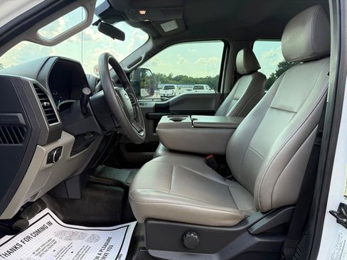 Used 2022 Ford F250 XL w/ Power Equipment Group RWD image 9