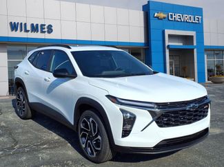 New 2025 Chevrolet Trax RS w/ Sunroof Package image 1