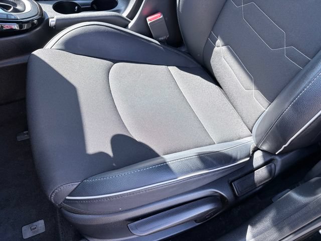 Used 2023 Kia Forte GT-Line FWD image 9