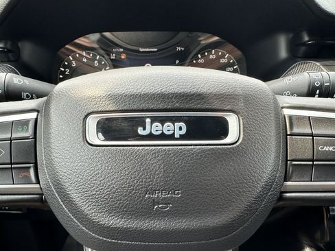 Used 2022 Jeep Compass Latitude w/ Sun and Sound Group AWD/4WD image 53