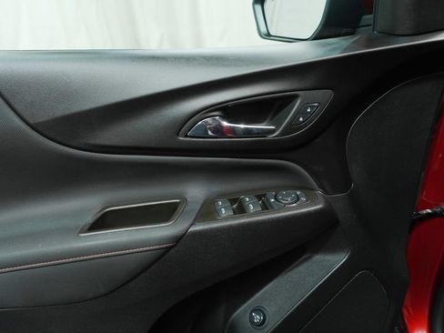 Used 2023 Chevrolet Equinox RS w/ LPO, Floor Liner Package FWD image 24