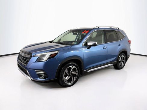 Used 2024 Subaru Forester Touring w/ Pop Package 2 AWD/4WD image 7