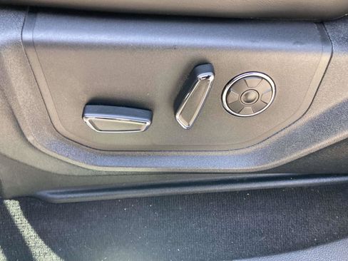 Used 2019 Ford F150 Platinum AWD/4WD image 20
