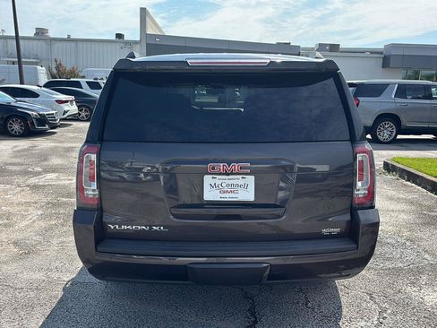 Used 2016 GMC Yukon XL SLT w/ Open Road Package RWD image 6